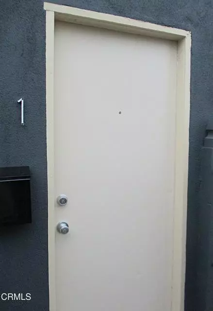 Los Angeles, CA 90042,1222 N Avenue 49 #1