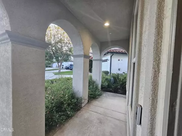 Los Angeles, CA 91042,7454 Chanteclair Court