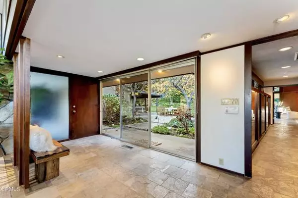 Pasadena, CA 91103,1345 Carnarvon Drive