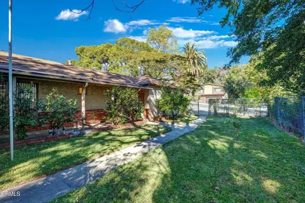 Glendale, CA 91214,3942 Los Olivos Lane