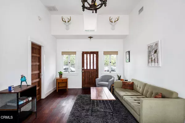 Los Angeles, CA 90042,5063 Montezuma St Street