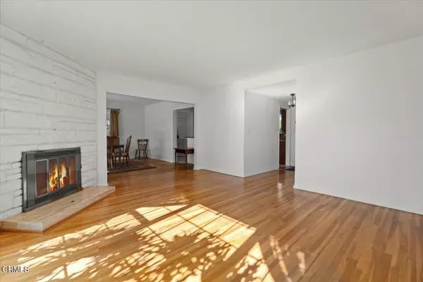 Northridge (los Angeles), CA 91324,18746 Plummer Street