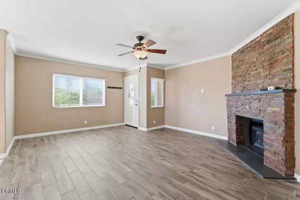 San Diego, CA 92109,1912 Diamond Street #4