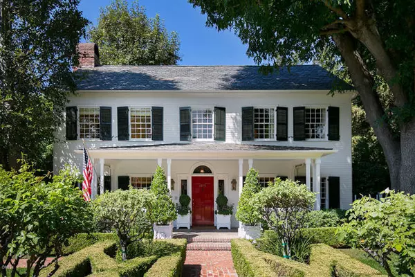 4319 Oakwood Avenue, La Canada Flintridge, CA 91011