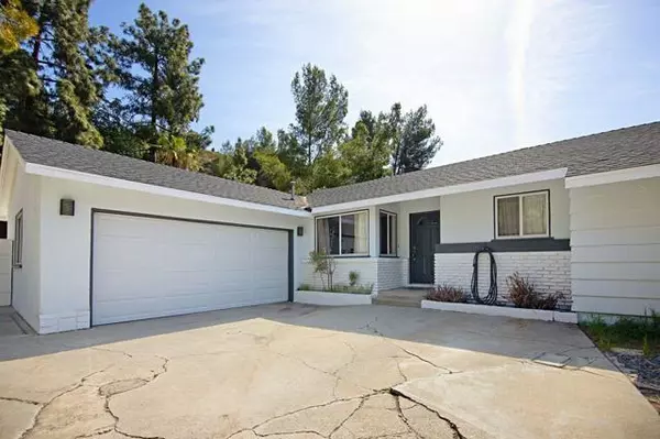 5160 Redwillow Lane, La Canada Flintridge, CA 91011