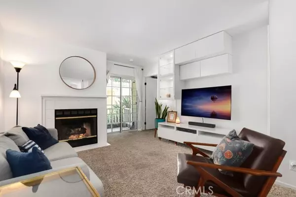 6618 Clybourn Avenue #107, North Hollywood (los Angeles), CA 91606