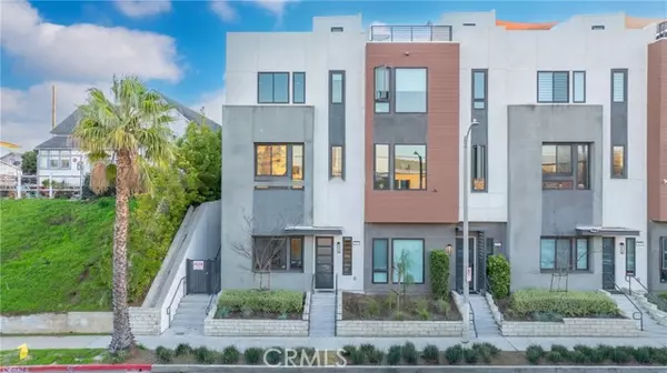 273 W 8th Street, San Pedro (los Angeles), CA 90731