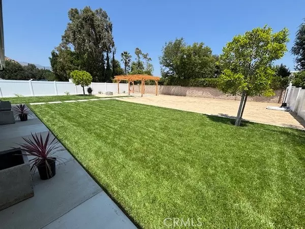 Chatsworth (los Angeles), CA 91311,21803 Chatsworth Street #2