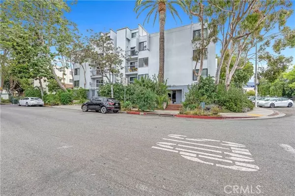 7505 Hampton Avenue #8, West Hollywood, CA 90046