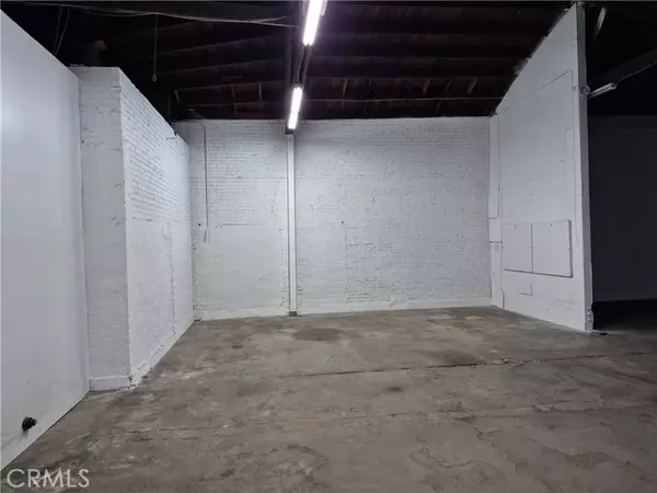 Los Angeles, CA 90044,6080 S Hoover Street