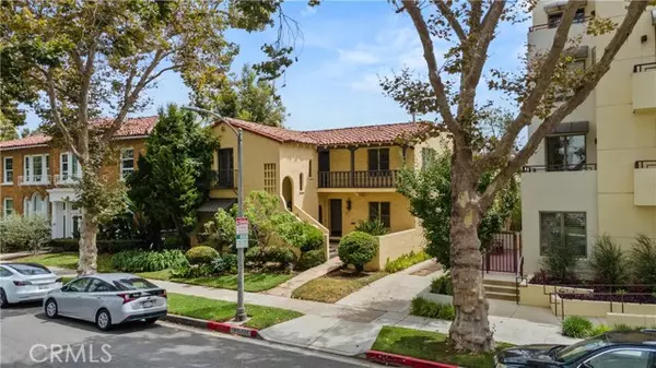 Beverly Hills, CA 90211,138 N Swall Drive