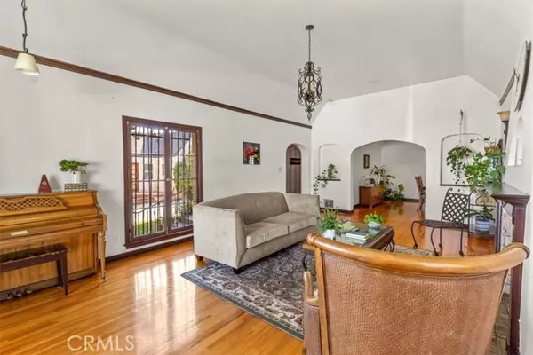 Alhambra, CA 91801,1145 S 3rd Street