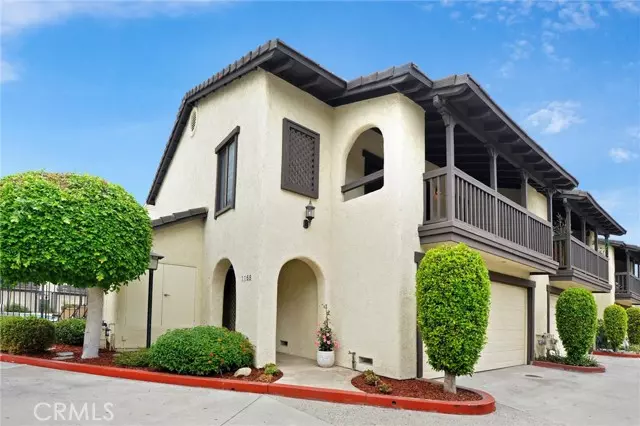 Glendora, CA 91740,1168 Strawberry Lane