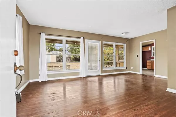 Monrovia, CA 91016,121 Shrode