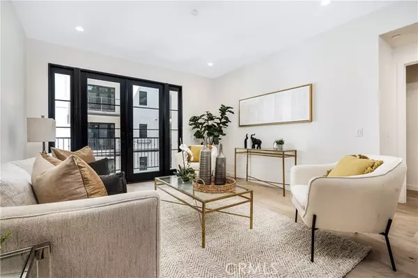 1333 S Orange Grove Avenue #201, Los Angeles, CA 91109