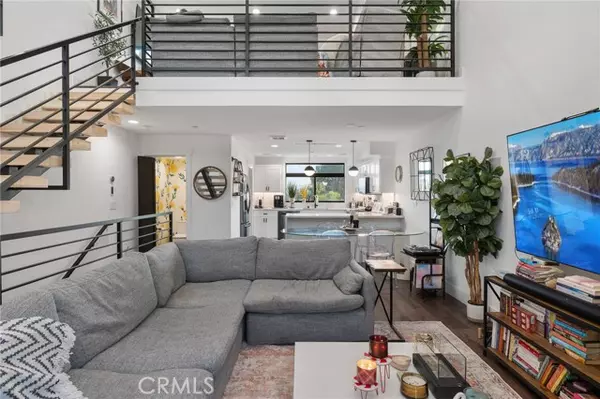 North Hollywood (los Angeles), CA 91606,11324 W Raitt Lane