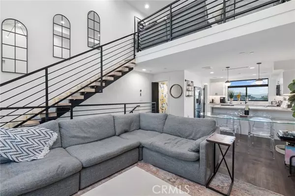 11324 W Raitt Lane, North Hollywood (los Angeles), CA 91606