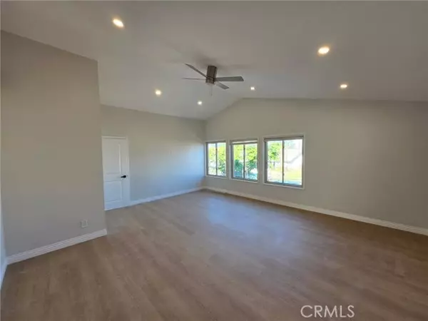 Lake Forest (el Toro), CA 92630,25052 Calle Arenal