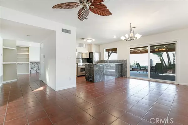 Sunland (los Angeles), CA 91040,9071 Riderwood Drive