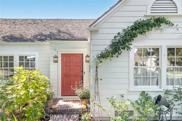 San Marino, CA 91108,1925 Montrobles Place