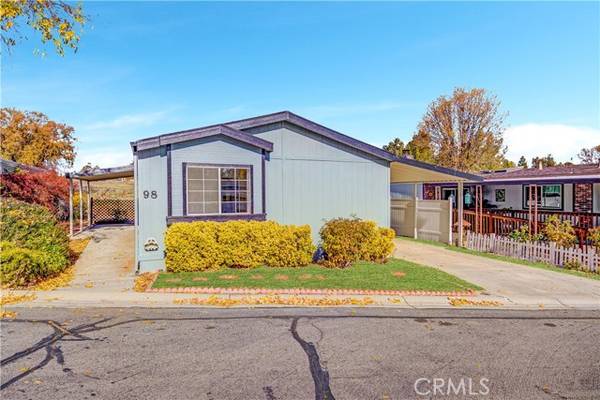 98 Via San Carlos #98, Paso Robles, CA 93446