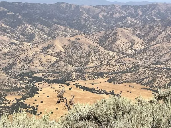 Tehachapi, CA 93561,25610 Jacaranda Drive