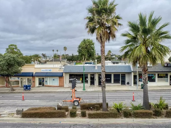 Grover Beach, CA 93433,947 W Grand Avenue