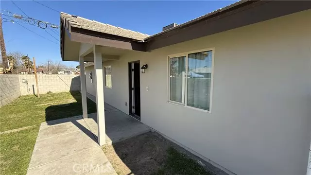 520 Goodman Street, Bakersfield, CA 93305