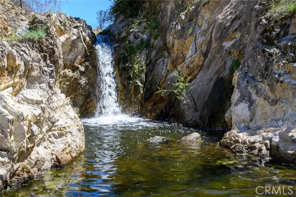 2 Huer Huero Road, Creston, CA 93432