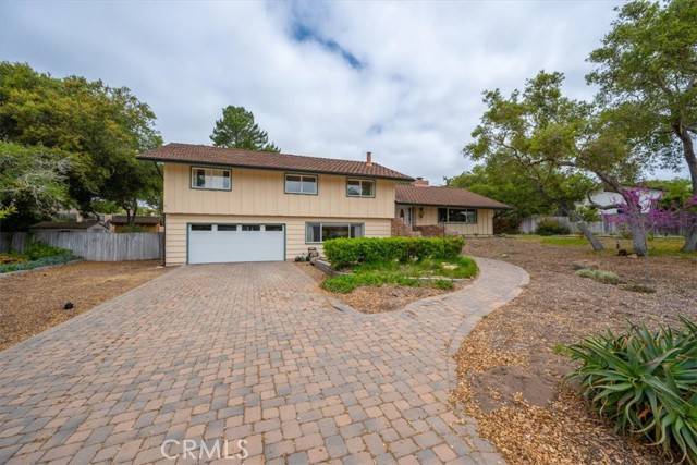 259 Saint Andrews Way, Lompoc, CA 93436