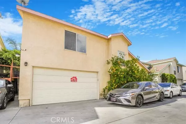 Arleta (los Angeles), CA 91331,9315 Woodman Avenue #8
