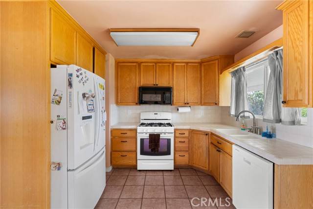 Santa Maria, CA 93454,924 Grapevine Road