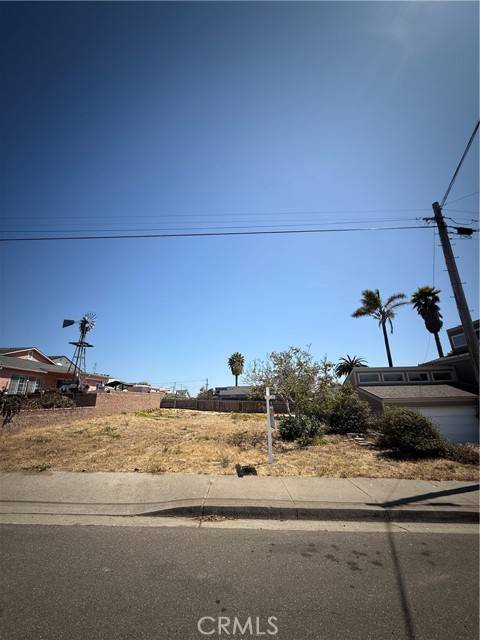 Grover Beach, CA 93433,712 Newport