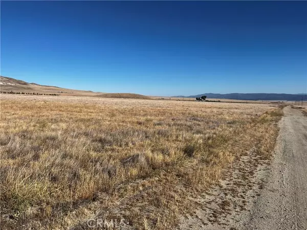 Santa Margarita, CA 93453,2 Arriba Trail