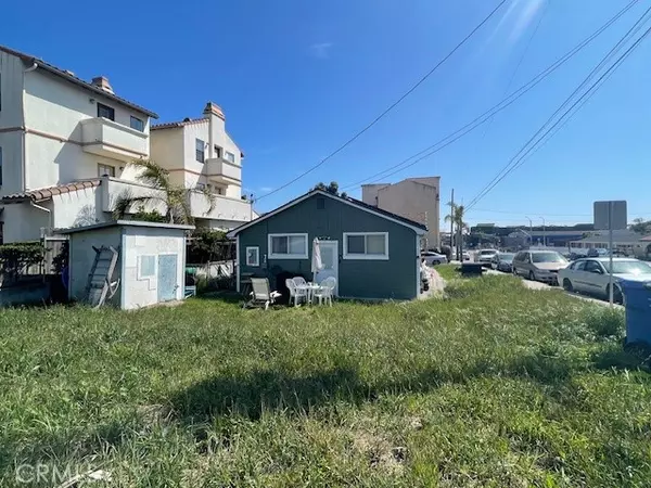 Grover Beach, CA 93433,172 N 13th Street