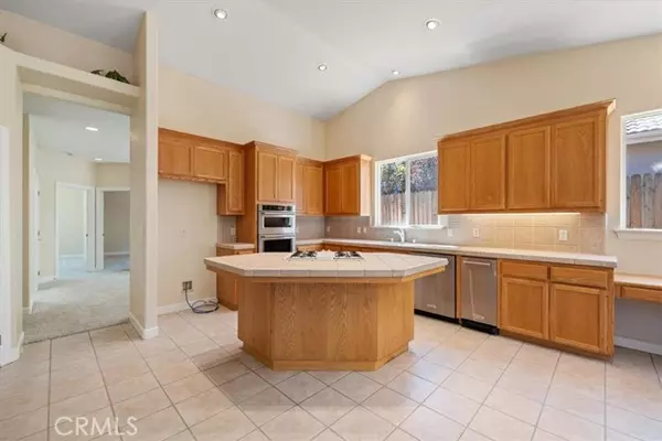 Paso Robles, CA 93446,789 Oxen Street