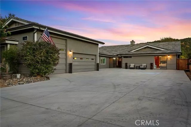 Paso Robles, CA 93446,1856 Southfork Place
