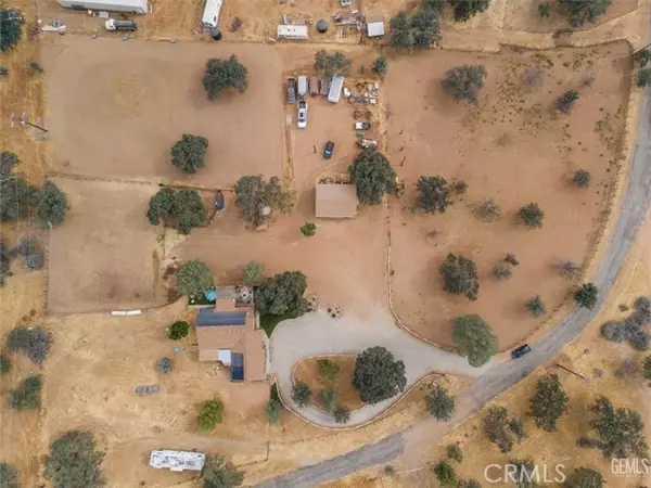 Caliente, CA 93518,21564 Pine Tree Road