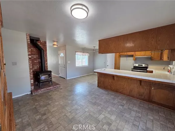 Tehachapi, CA 93561,22201 Mccarthy Drive