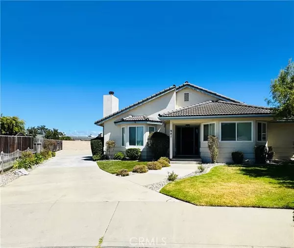 941 Sunflower Court, Santa Maria, CA 93455