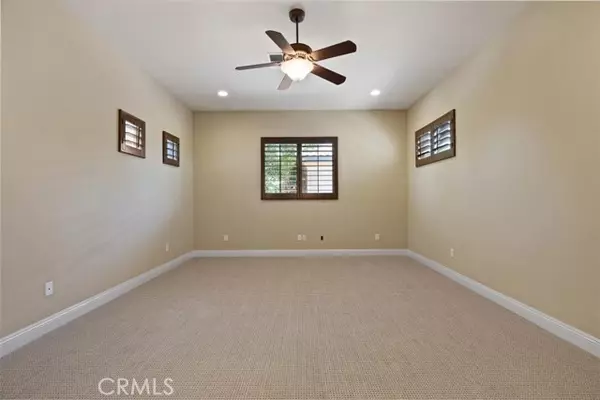 Bakersfield, CA 93311,2404 Edingal