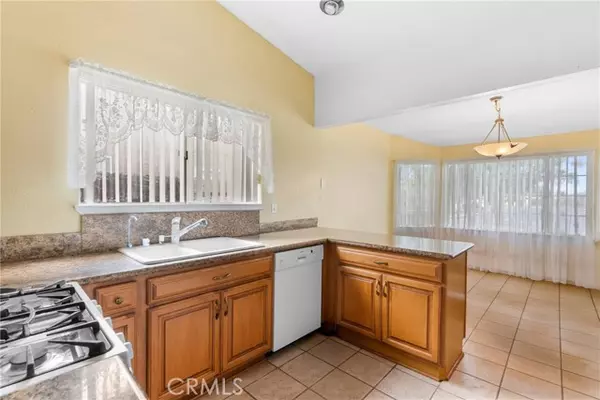 Santa Maria, CA 93455,416 Playa Blanca Street