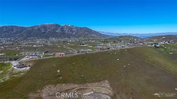 Tehachapi, CA 93561,0 Fir Street