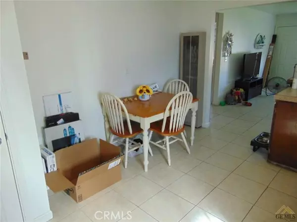 Bakersfield, CA 93308,123 Hart