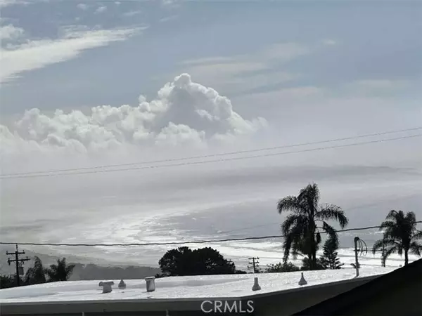 Pismo Beach, CA 93449,960 Tulare