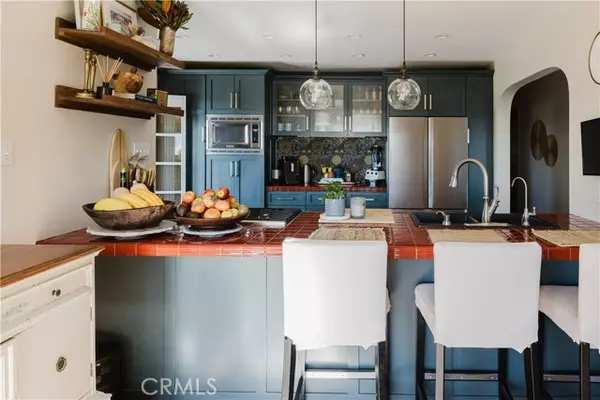 Pismo Beach, CA 93449,960 Tulare