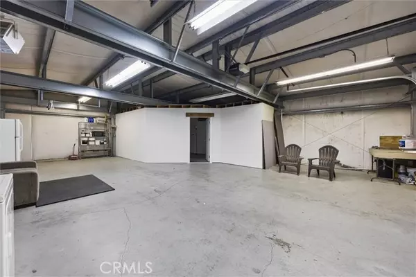 Tehachapi, CA 93561,23740 Lakeview