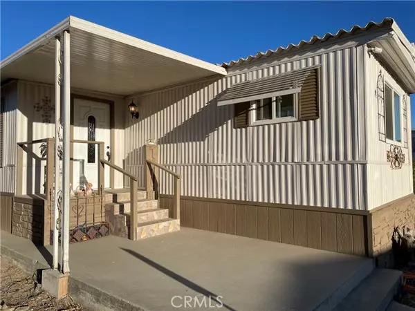 San Jacinto, CA 92583,1499 Old Mountain Avenue #23