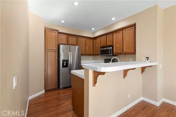 Stanton, CA 90680,8041 Torino