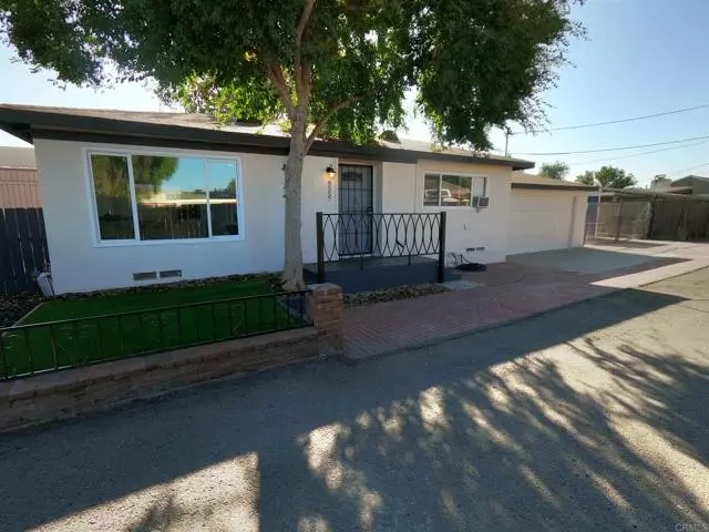 Santee, CA 92071,8557 Paseo Drive